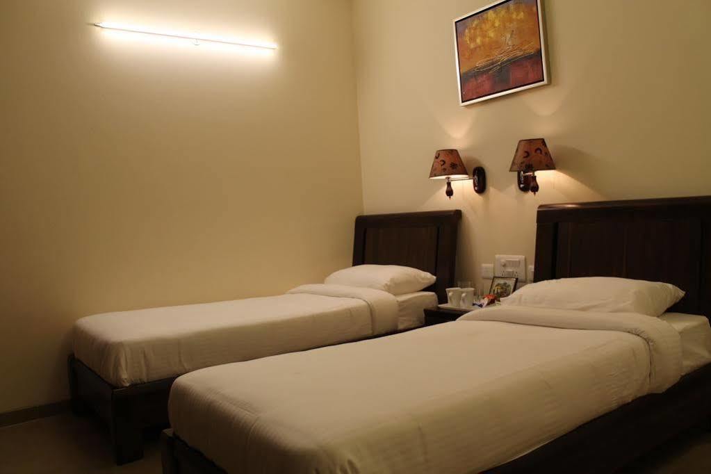 Veera Strand Park Serviced Apartments Calangute Kültér fotó